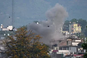 Imagem referente à matéria: Conflito entre Índia e Paquistão se agrava e já deixou ao menos 26 civis mortos