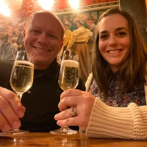 Este casal descobriu como nunca mais pagar aluguel — e economizaram US$ 24 mil ao ano