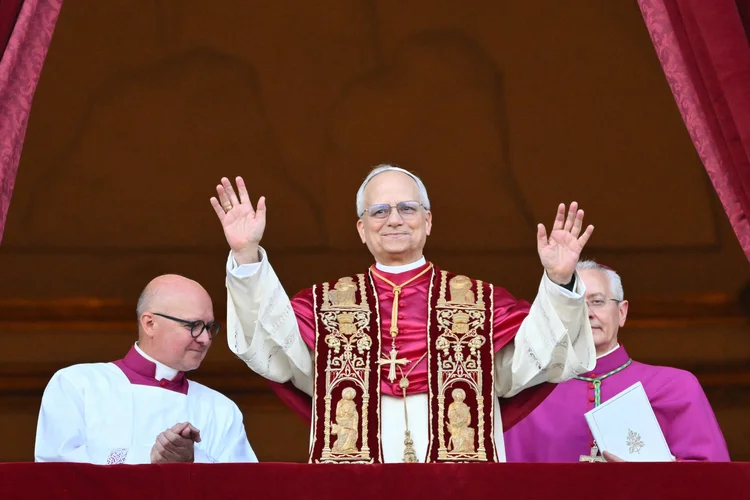 Papa Leão XIV: Nascido nos Estados Unidos, Prevost recebeu a cidadania peruana em 2015 antes de assumir a diocese de Chiclayo (Alberto Pizzoli/AFP)