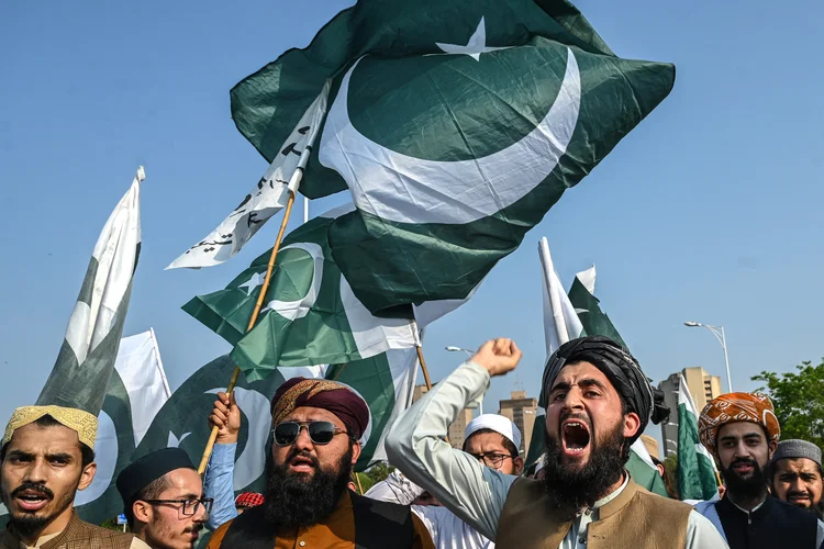 Protesto anti-Índia em Islamabad, no Paquistão (AAMIR QURESHI / AFP)
