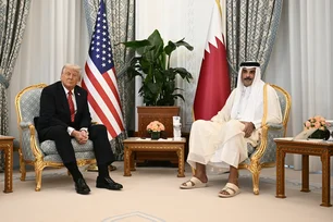 Imagem referente à matéria: Trump anuncia acordo para venda de chips da Nvidia aos Emirados Árabes