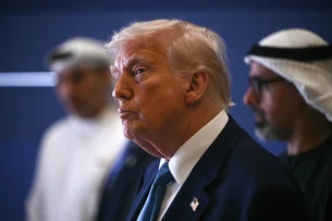Trump defende veto a alunos estrangeiros em Harvard: 'países não pagam nada'