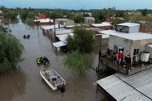 Chuvas na Argentina: mudanças climáticas agravam enchentes e milhares são evacuados