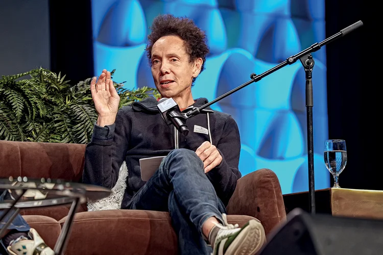 Malcolm Gladwell, um dos destaques do SXSW 2025: para o autor do best-seller Fora de Série, ninguém “se faz sozinho” (Erika Goldring/Getty Images)