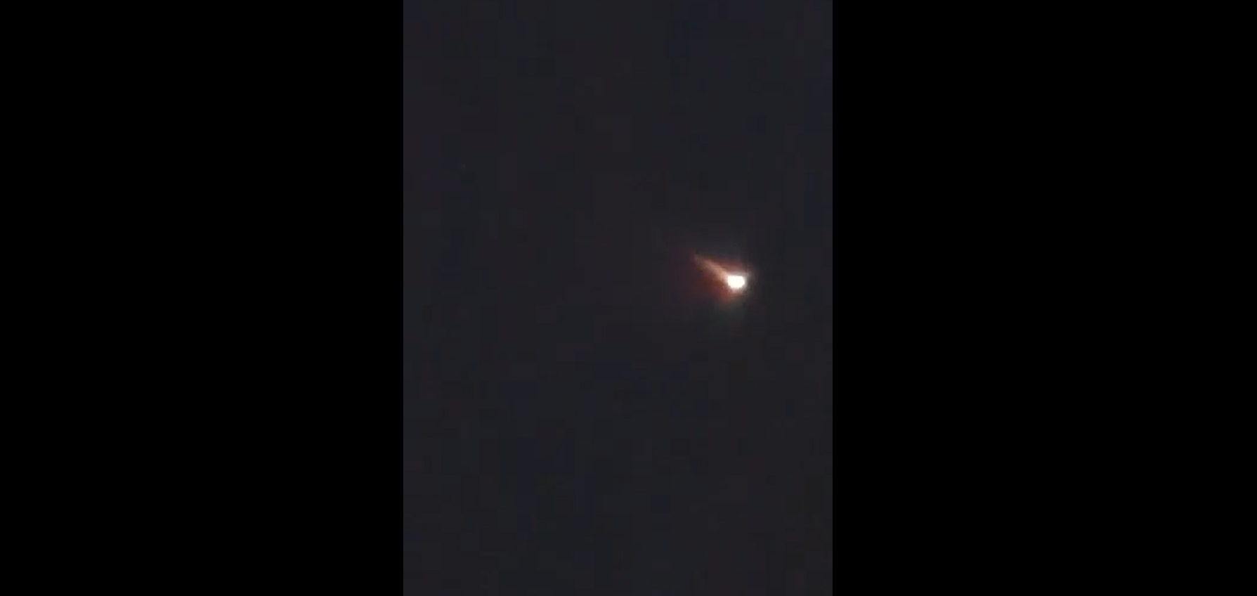 O que Elon Musk tem a ver com 'bolas de fogo' vistas no céu de Minas Gerais