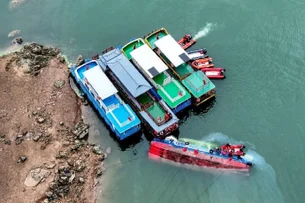 Naufrágio envolvendo vários barcos deixa 10 mortos no sudoeste da China
