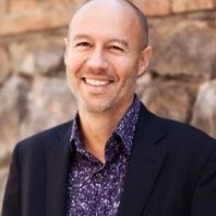 David Risher (Fonte: LinkedIn | Reprodução)