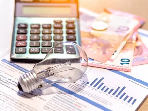 Imagem referente à matéria: A indústria brasileira precisa saber disso se quiser cortar custos usando o mercado livre de energia