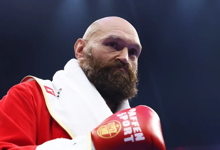 Fury anunciou nas redes sociais que se aposentaria do esporte — embora a notícia tenha sido recebida com cautela (Richard Pelham/Getty Images)