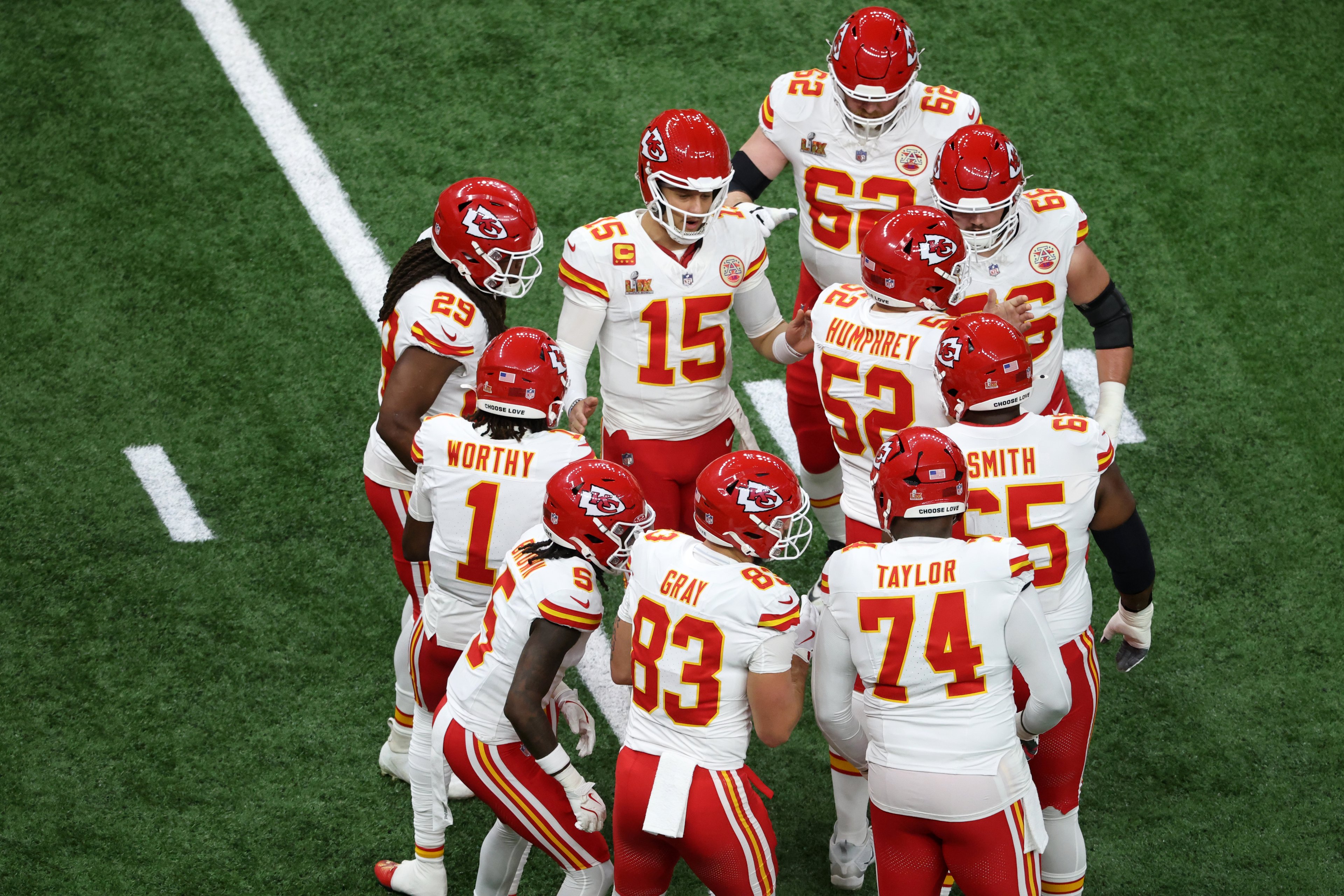 Quando começa a venda de ingressos para jogo da NFL no Brasil? Veja as datas e preços