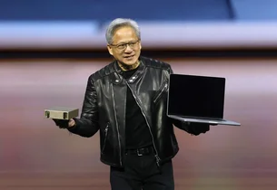 Jensen Huang e a estratégia para manter o trono da Nvidia no mercado de chips de IA