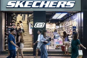 Do 'tênis de vovó' ao acordo de US$ 9 bi: conheça a ascensão da Skechers no mundo dos calçados