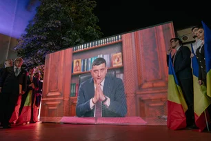 Imagem referente à matéria: Ultradireita lidera primeiro turno das presidenciais da Romênia, mostram pesquisas