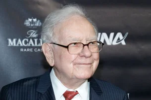 Warren Buffett não participará da próxima assembleia da Berkshire Hathaway, diz jornal