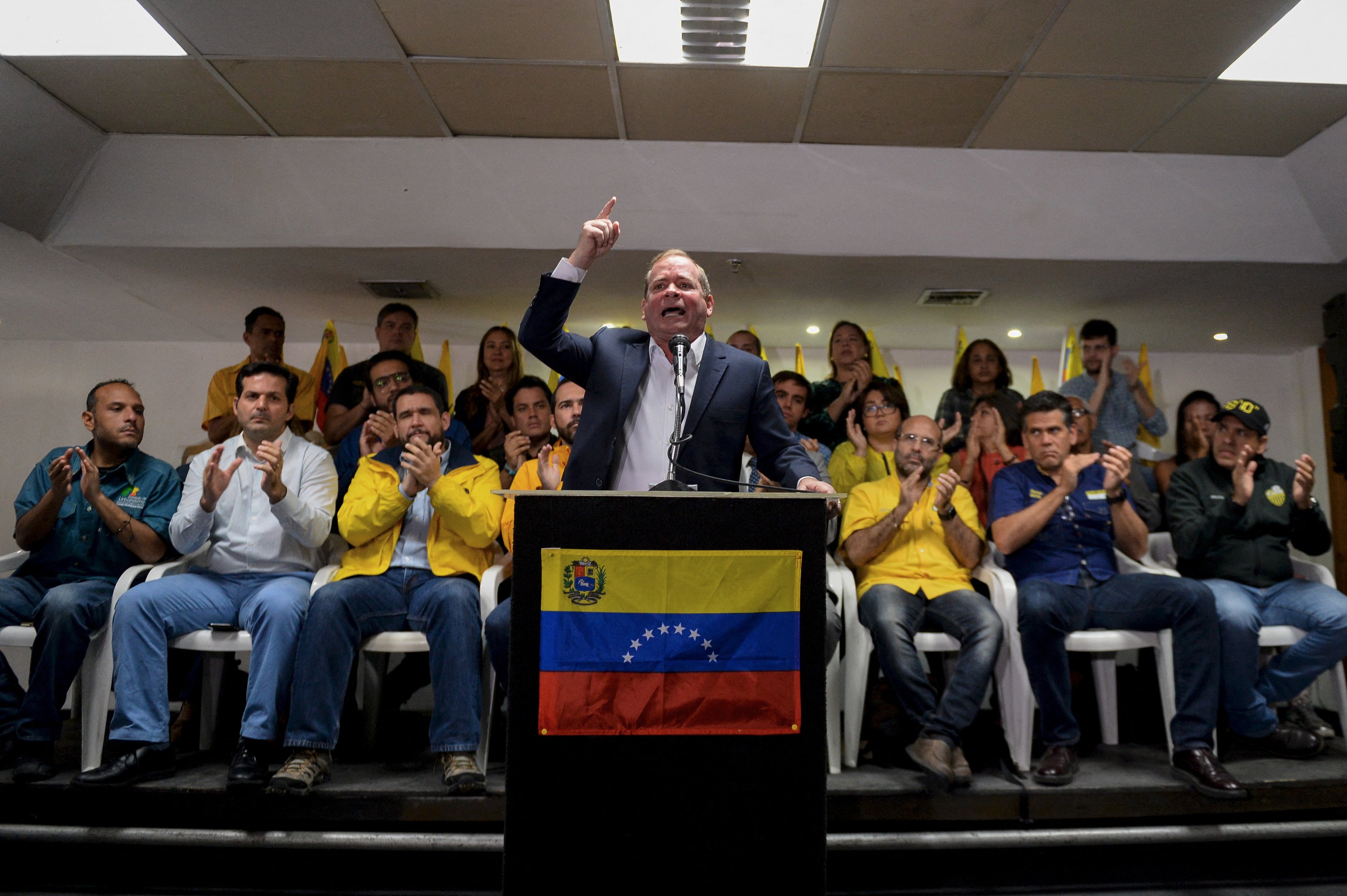 Líder opositor Juan Pablo Guanipa é preso na Venezuela