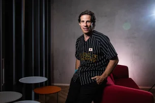 “A nova geração precisa ser mais ‘Cazuza’ no mercado de trabalho”, diz presidente da Chilli Beans