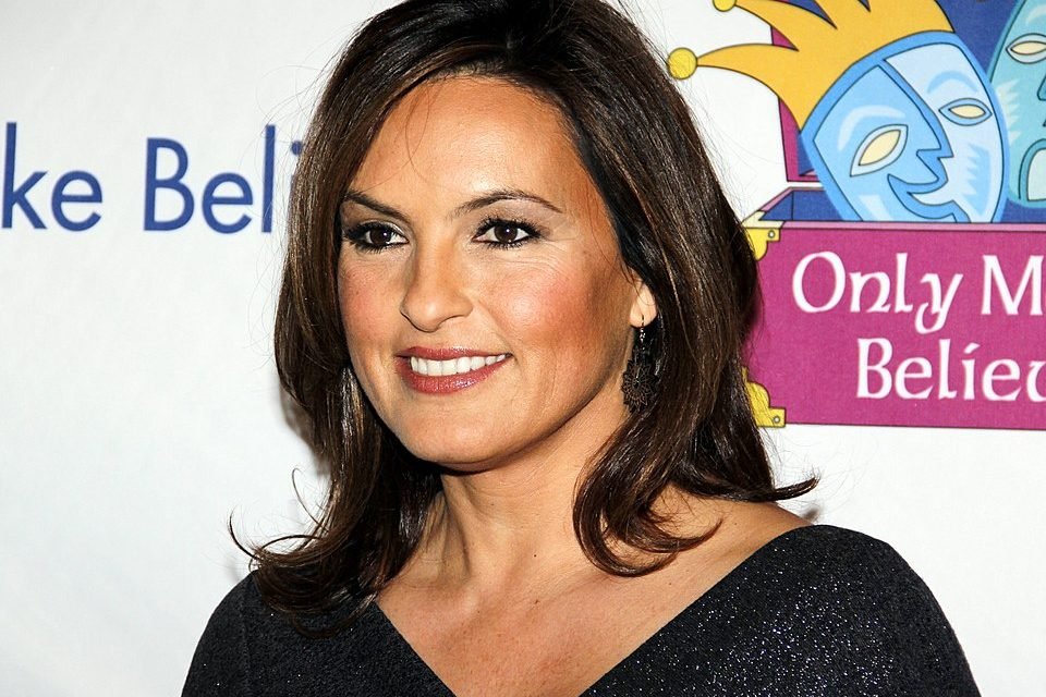 Mariska Hargitay, de 'Law & Order', revela que pai biológico é brasileiro
