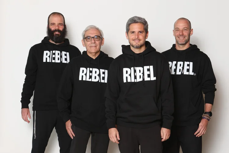 Fernando Sigal, José Alberto Silva, Rony Meisler e JaymeNigri Moszkowicz, sócios da Rebel Ventures: primeira investida é na academia carioca The Simple Gym