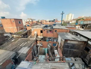 EUA dizem para turistas evitarem favelas no Brasil e cita aumento do risco de sequestro