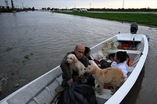 Imagem referente à matéria: Mais de mil pessoas são evacuadas por fortes chuvas na Argentina