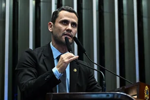 Cleitinho diz que errou ao pedir mensagem da influenciadora Virgínia para a filha
