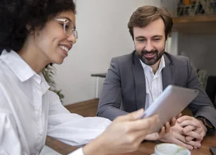 Imagem referente à matéria: Como transformar aprendizados do atendimento em pautas de conteúdo que resolvem dúvidas reais