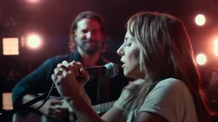No palco e nas telonas: 4 filmes com Lady Gaga para assistir no streaming