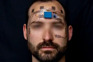 Imagem referente à matéria: 'Alerta de Burnout': tatuagem eletrônica pode emitir avisos sobre carga excessiva de trabalho