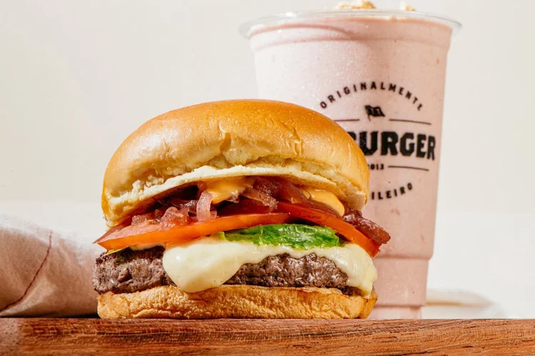 Burger King, Bob’s e T.T. Burger lideram ações promocionais no Dia do Hambúrguer, com foco em ampliar frequência de compra e ajustar ofertas ao comportamento do consumidor (Divulgação)