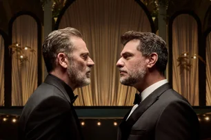 Imagem referente à matéria: Jeffrey Dean Morgan e Rodrigo Lombardi 'duelam' em nova campanha da Spaten