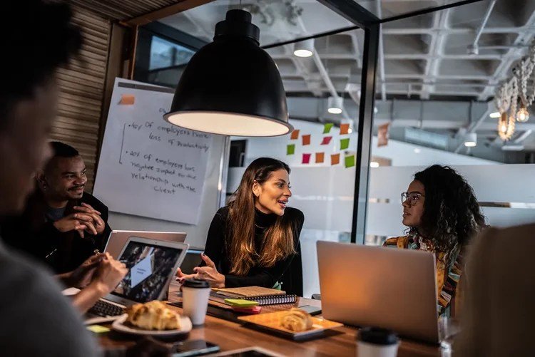 As confissões de uma ex-chefe tóxica e o que ela aprendeu ao reconstruir sua liderança do zero