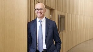 Por que a fabricante do Ozempic decidiu demitir seu CEO