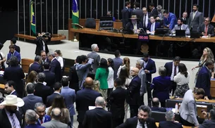 Salários de servidores públicos podem aumentar pelo menos 9%, após aprovação de projeto na Câmara