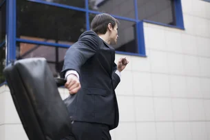 Brasil lidera corrida pela adoção da inteligência artificial, revela pesquisa do LinkedIn