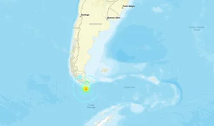 Terremoto de magnitude 7,5 atinge Chile; governo pede evacuação na costa por risco de tsunami