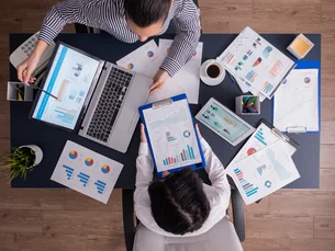 Do hype à performance: por que o novo marketing exige mais do que criatividade e likes