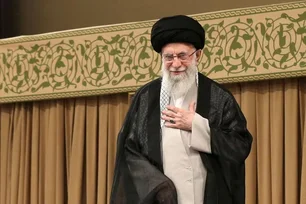 Imagem referente à matéria: Ministro da Defesa de Israel diz que líder supremo do Irã pode ter destino como de Saddam Hussein