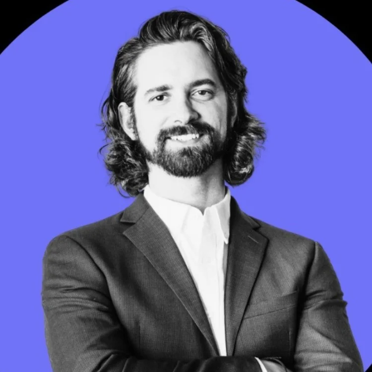 Alex Smereczniak, fundador da 2ULaundry e CEO da Franzy (Fonte: LinkedIn | Reprodução)