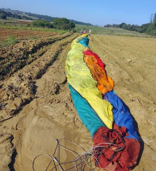 Imagem referente à matéria: Balão cai em Praia Grande (SC) e deixa 8 mortos; veja vídeo