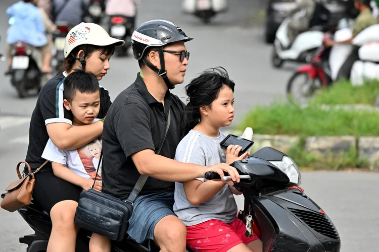 Vietnã: país abandonou uma política de longa data que limitava as famílias a dois filhos
 (Nhac NGUYEN / AFP)