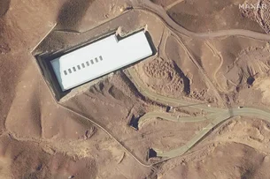 Por que é tão difícil conter o programa nuclear do Irã?