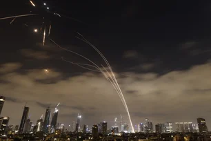 Imagem referente à matéria: Irã anuncia ataques contra Israel 'sem interrupção até o amanhecer'