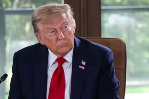 Governo Trump restringe acesso de congressistas a centros de detenção de migrantes nos EUA