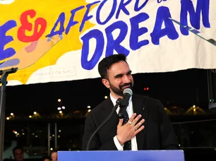Imagem referente à matéria: Jovem socialista vence ex-governador nas primárias democratas para prefeitura de Nova York