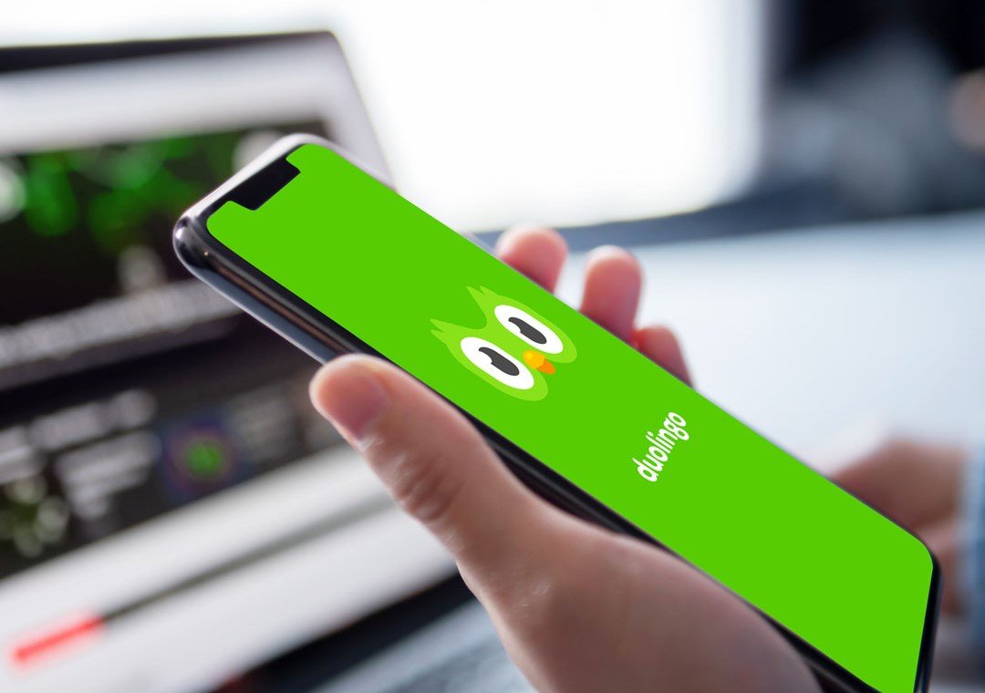 Com 70 milhões de downloads, Duolingo cresce no Brasil com humor e escuta ativa