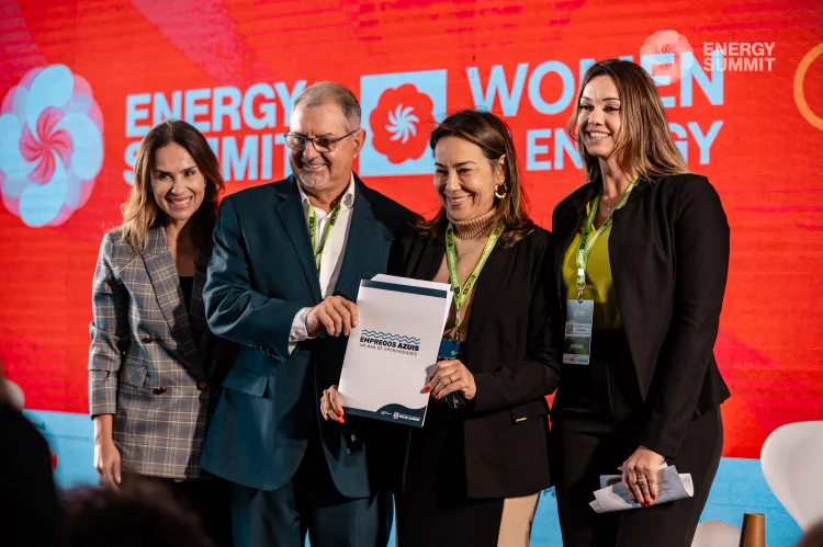 A parceria foi firmada entre as Secretarias de Energia e Economia do Mar (Seenemar) e da Mulher, durante o Energy Summit no Rio de Janeiro