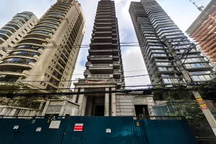 Imagem referente à matéria: Edifício de luxo de R$ 360 milhões 'encalhado' na Faria Lima pode finalmente sair