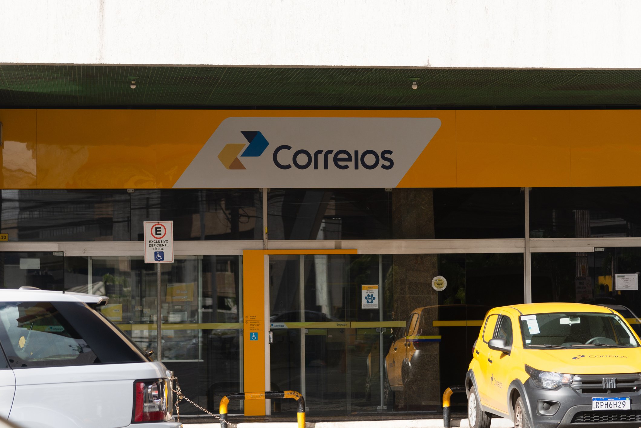 Imagem referente à notícia: Correios negociam com Anac para evitar suspensão de transporte aéreo de cargas