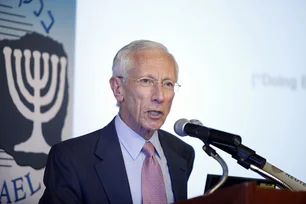 Imagem referente à matéria: Stanley Fischer, ex-presidente do Banco de Israel e grande nome da macroeconomia, morre aos 81 anos