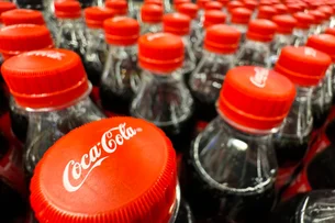 Coca-Cola e batata frita curam dor de cabeça? Mistério do 'McEnxaqueca' intriga internet